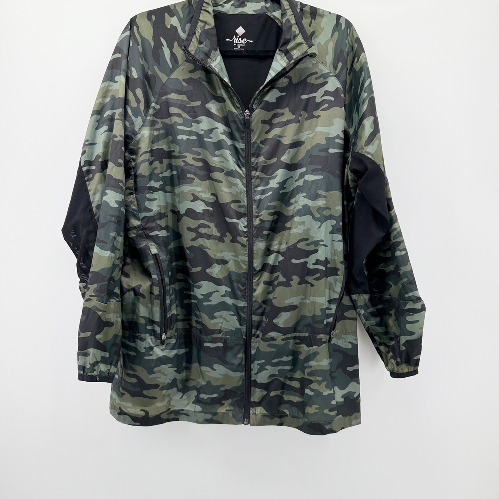 Rise by LuLaRoe Womens 1X Camo Windbreaker Jacket Green Full Zip Mesh Vent‎